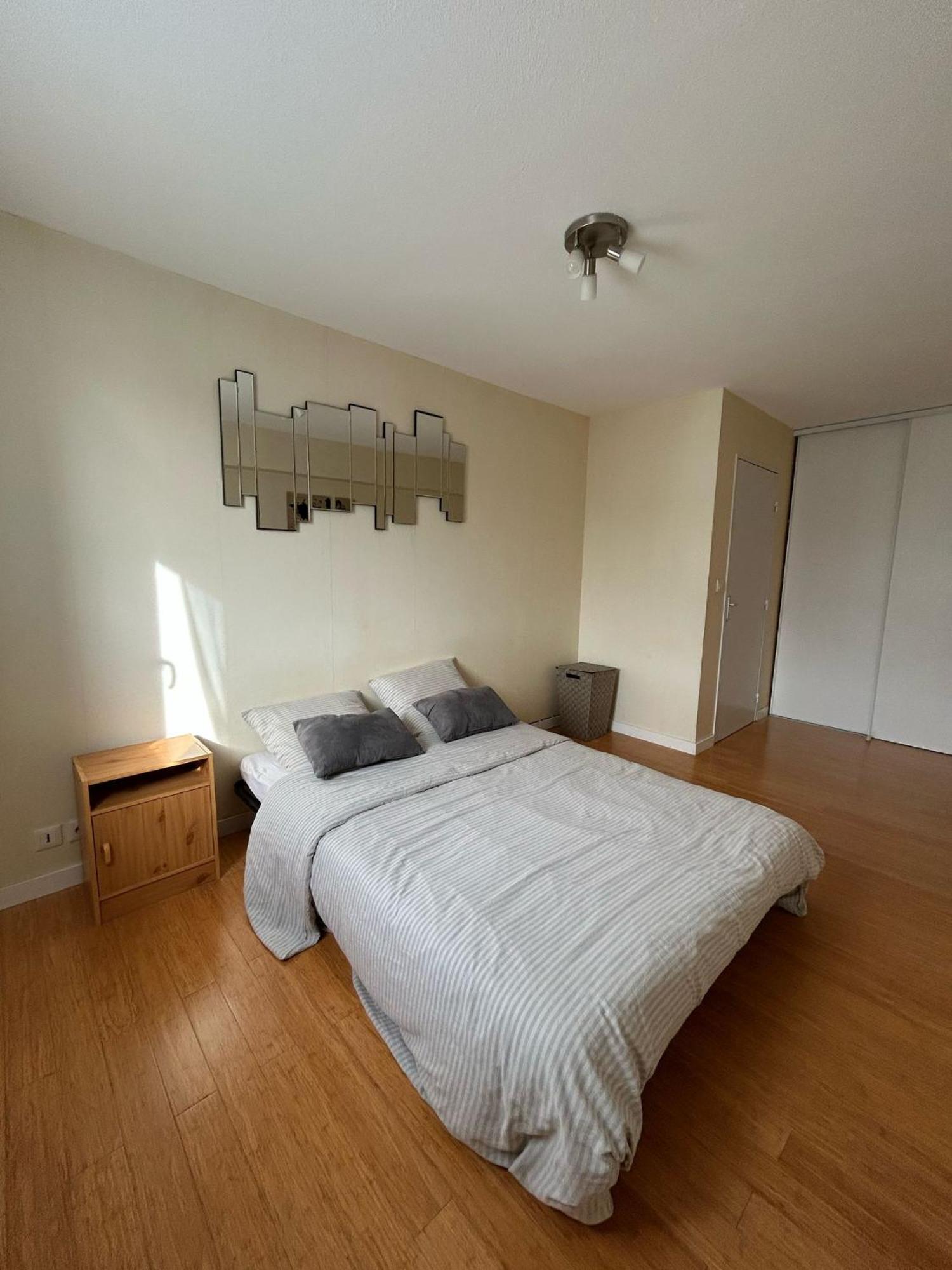 Appartement T3 Proche Circuit Du Mans Allonnes  Dış mekan fotoğraf