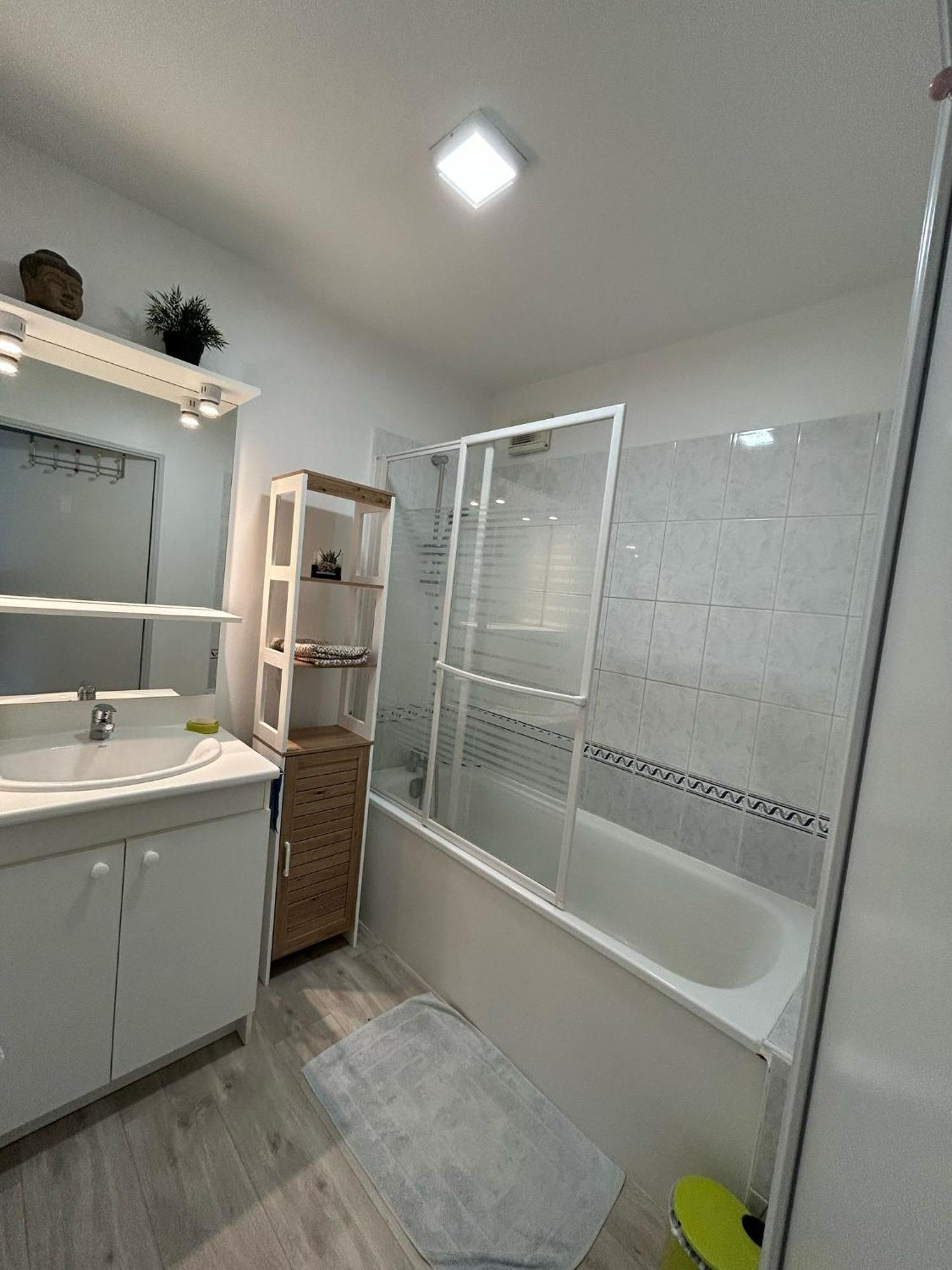 Appartement T3 Proche Circuit Du Mans Allonnes  Dış mekan fotoğraf